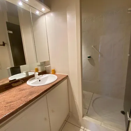 Apartamento T3 A - Vue - Parking - Fr-1-374-242 *