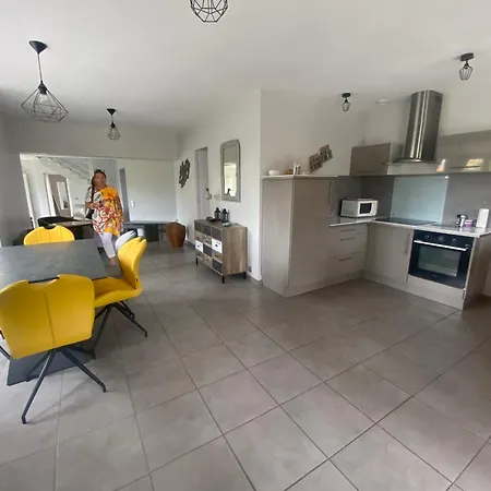 Apartamento T3 à - Vue - Parking - Fr-1-374-242 *