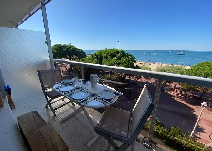 Apartamento T3 à - Vue - Parking - Fr-1-374-242 *